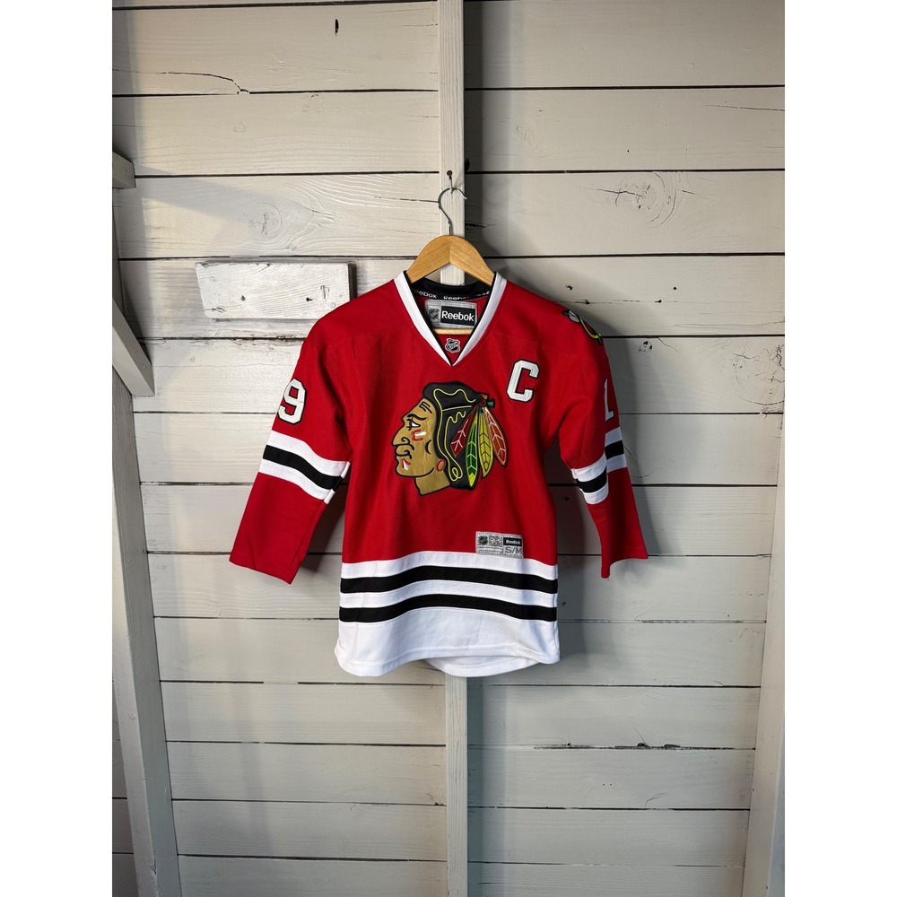 Reebok Chicago Blackhawks Jonathan Toews 19 Youth Hockey Jersey Red SM